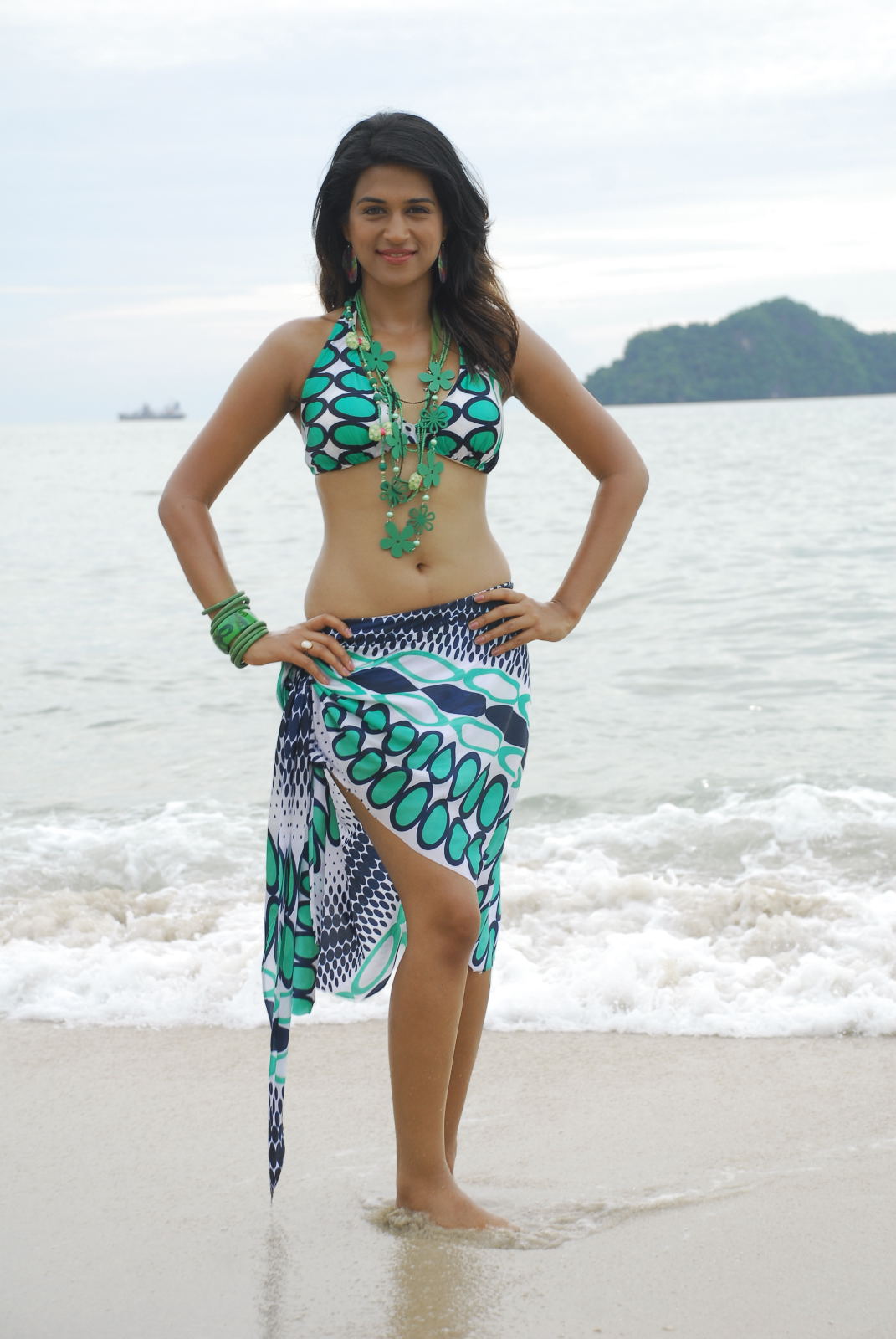 Shraddha Das in bikini hot pictures | Picture 63656